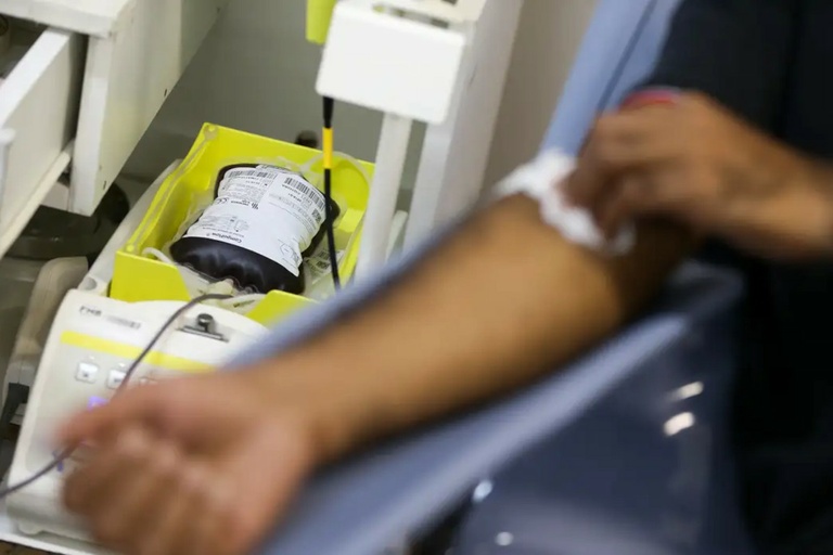 Doadores de sangue podem ganhar desconto de 50% em corridas de rua em Curitiba